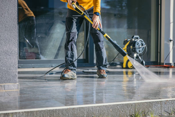 Best Deck Pressure Washing  in Perryton, TX